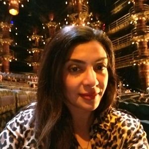 Meet your Posher, Gina